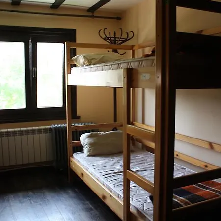 Hostel Hikers